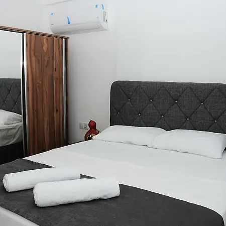 Oscar Suites דירה