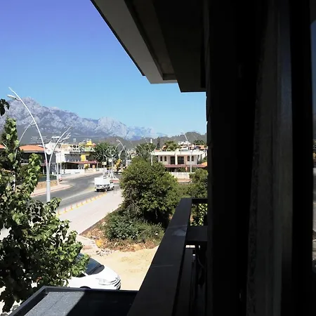 דירה Oscar Suites