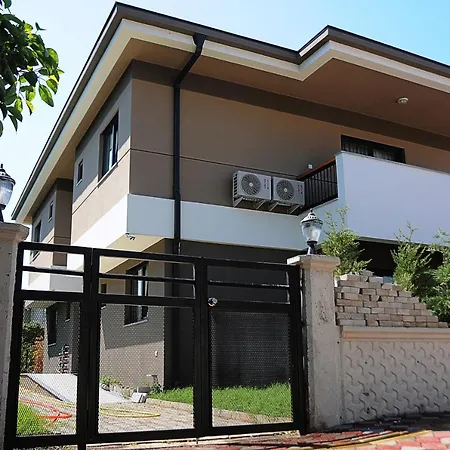 Oscar Suites